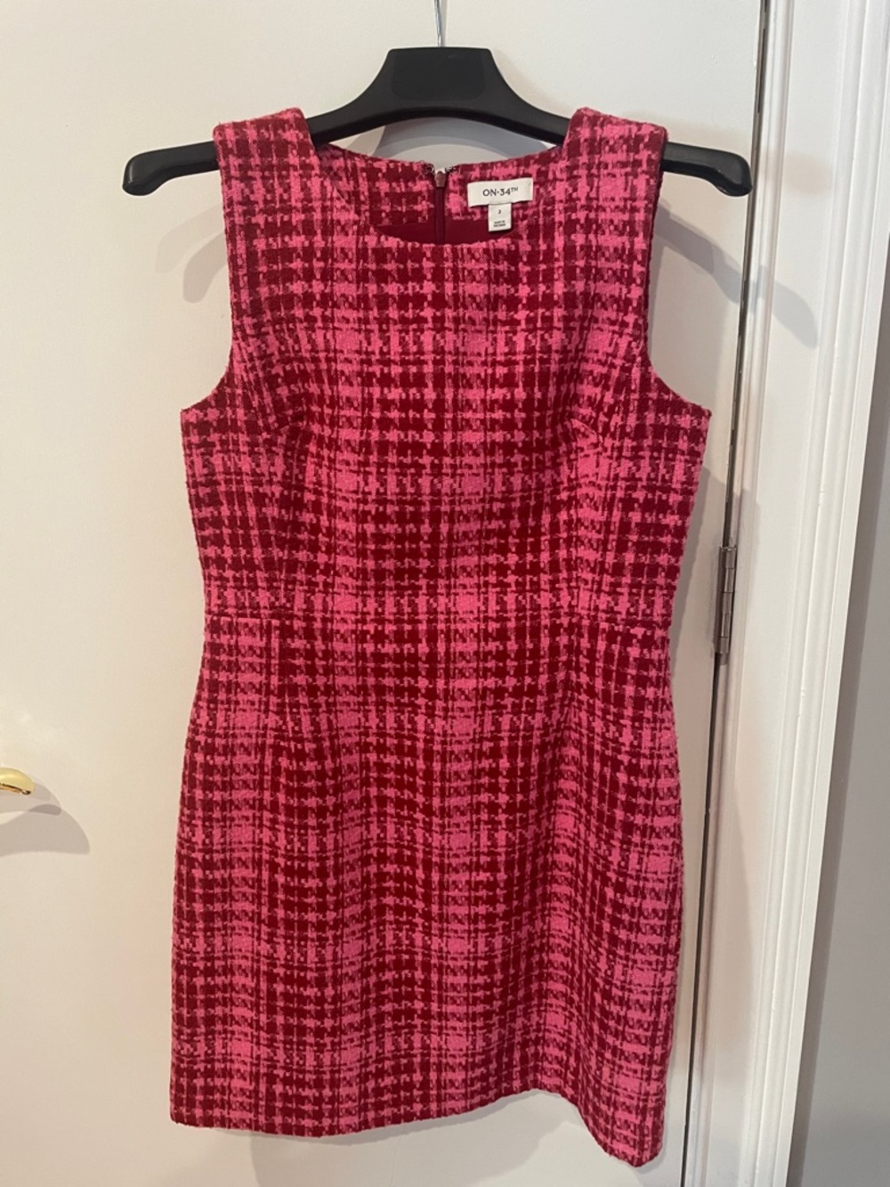 ON 34th Pink Houndstooth Mini Sheath Dress